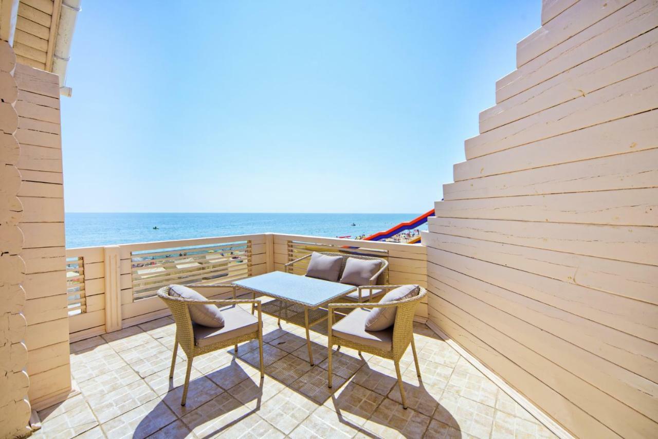 Hôtel Richard By Ribas à Gribovka Extérieur photo